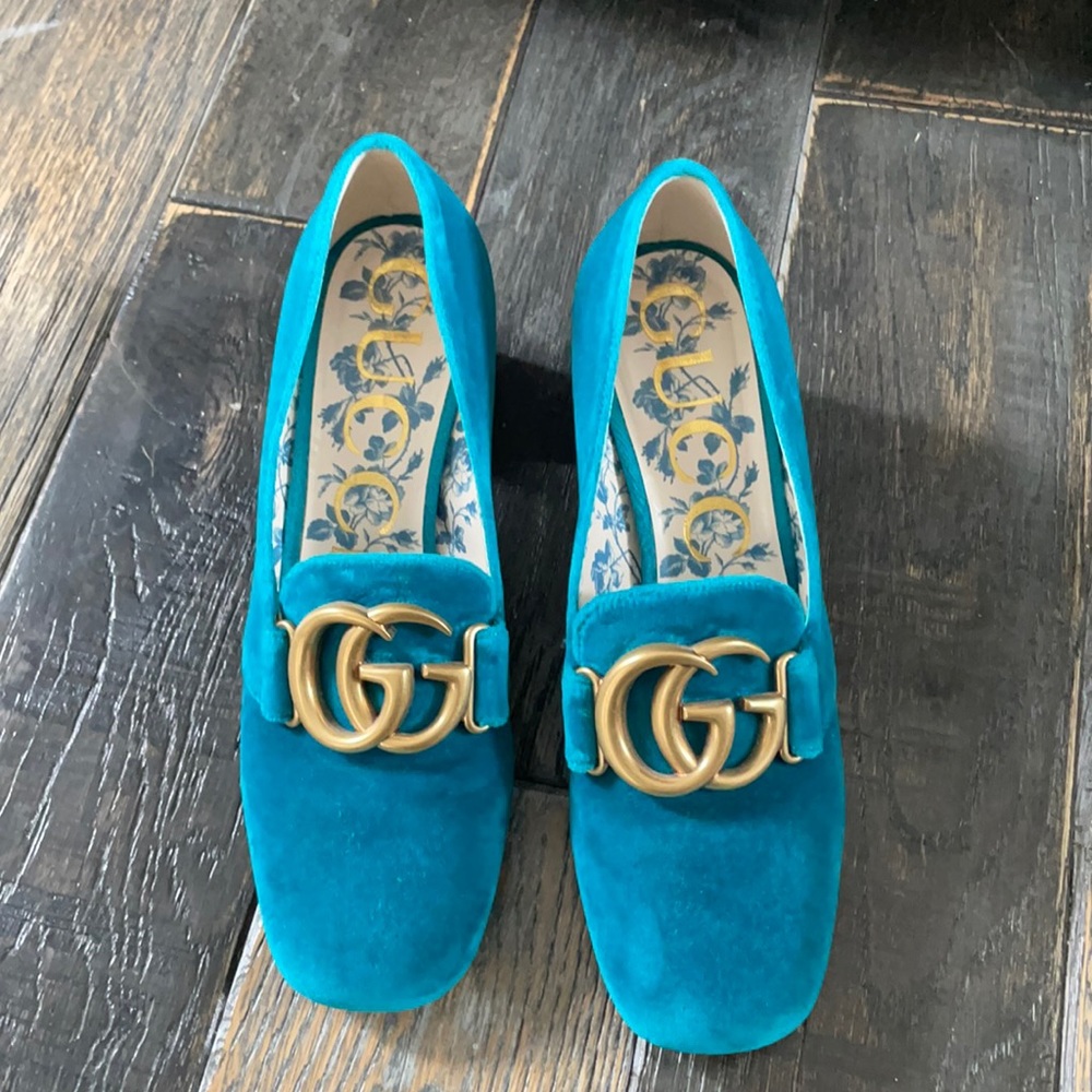 Gucci Marmont suede pumps